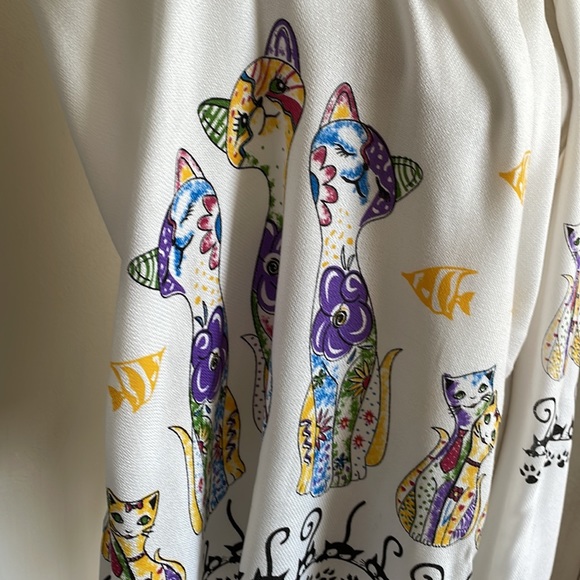 Cat Lovers Scarf or Shawl. - Picture 8 of 13